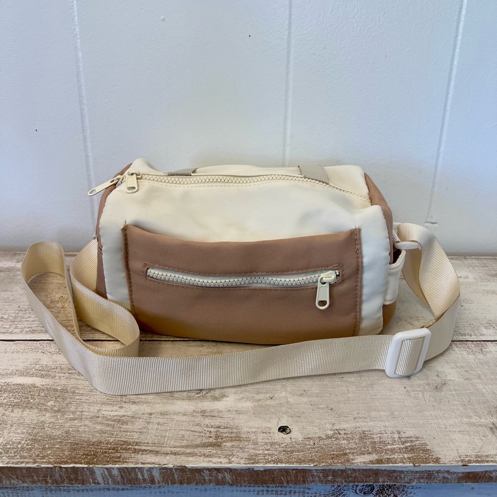 Duffle style toiletry bag